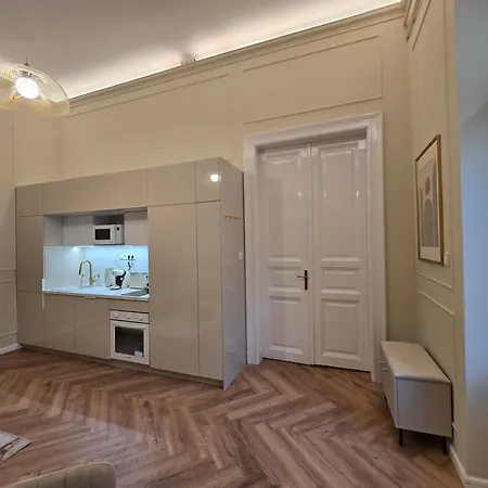 Appartement Budanova *